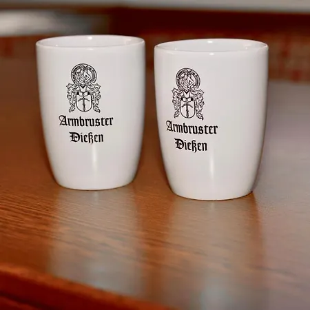 Gastehaus Zur Linde Guest house